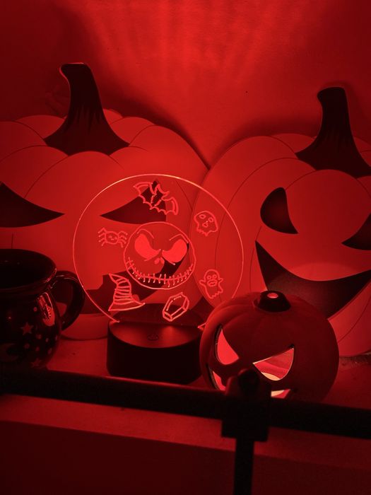 Lampa LED Personalizabilà - Scrie, Deseneaza!