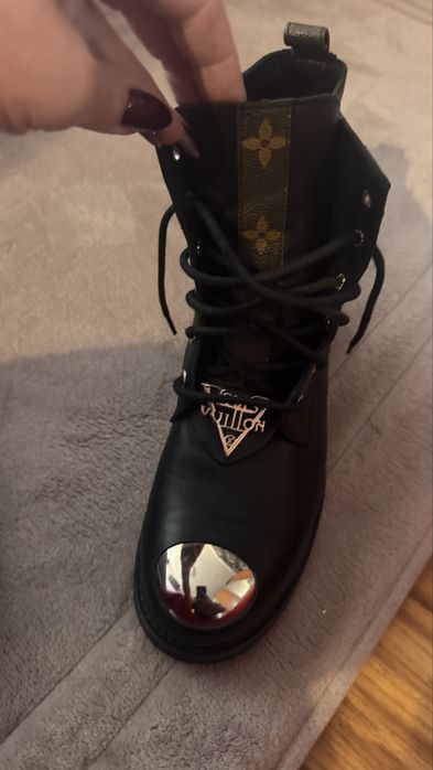 Боти естествена  кожа 37 номер