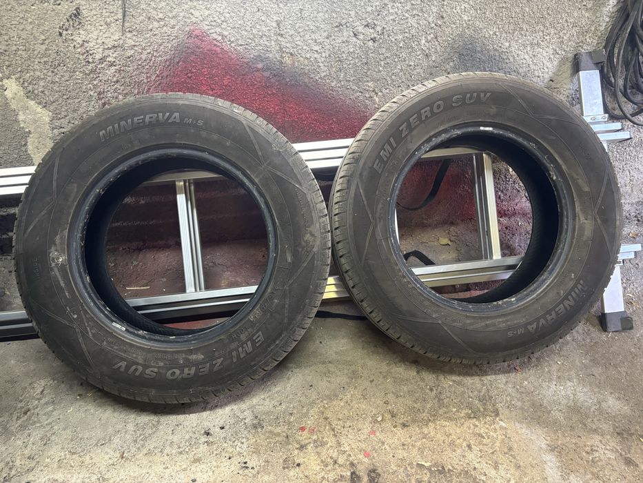 Летни Гуми 215/70/R16