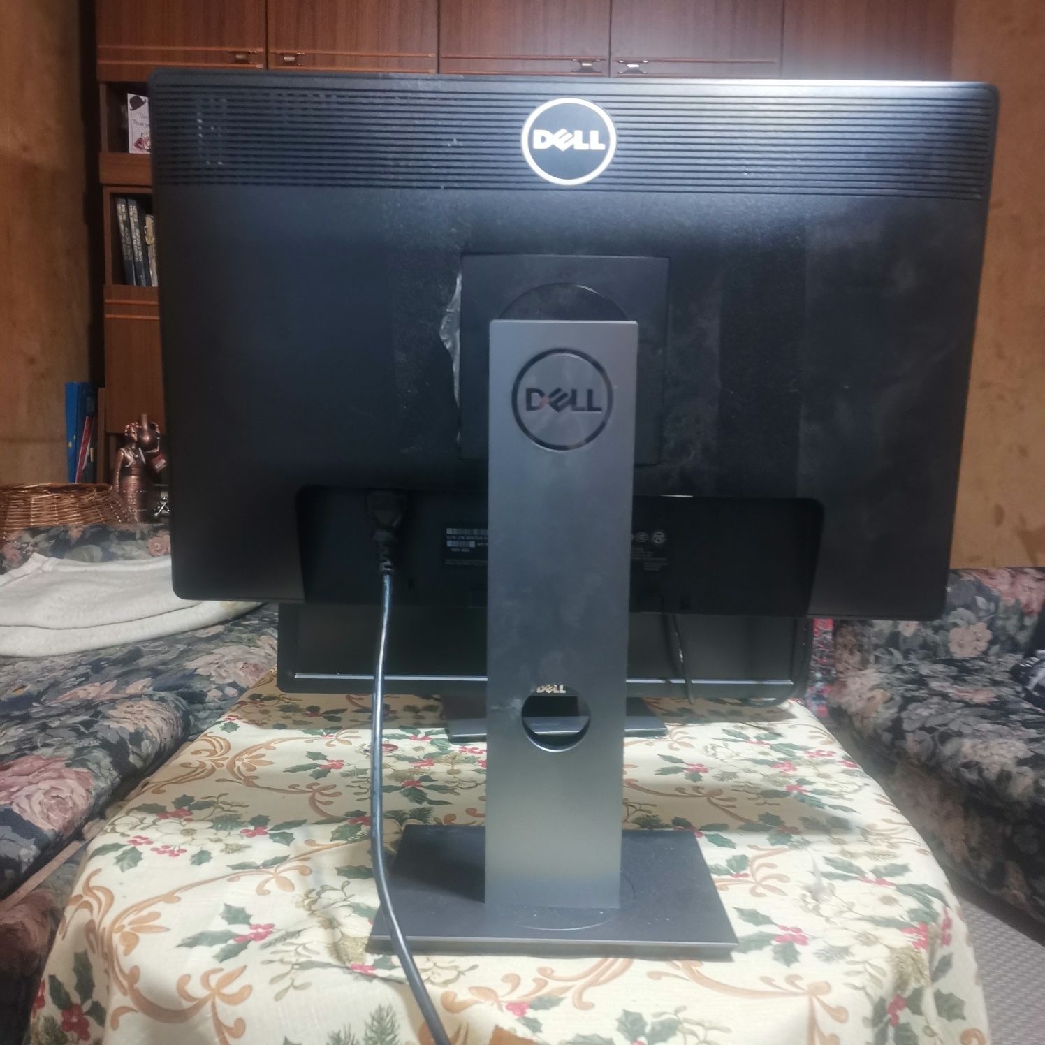 Монитор DELL P 221T