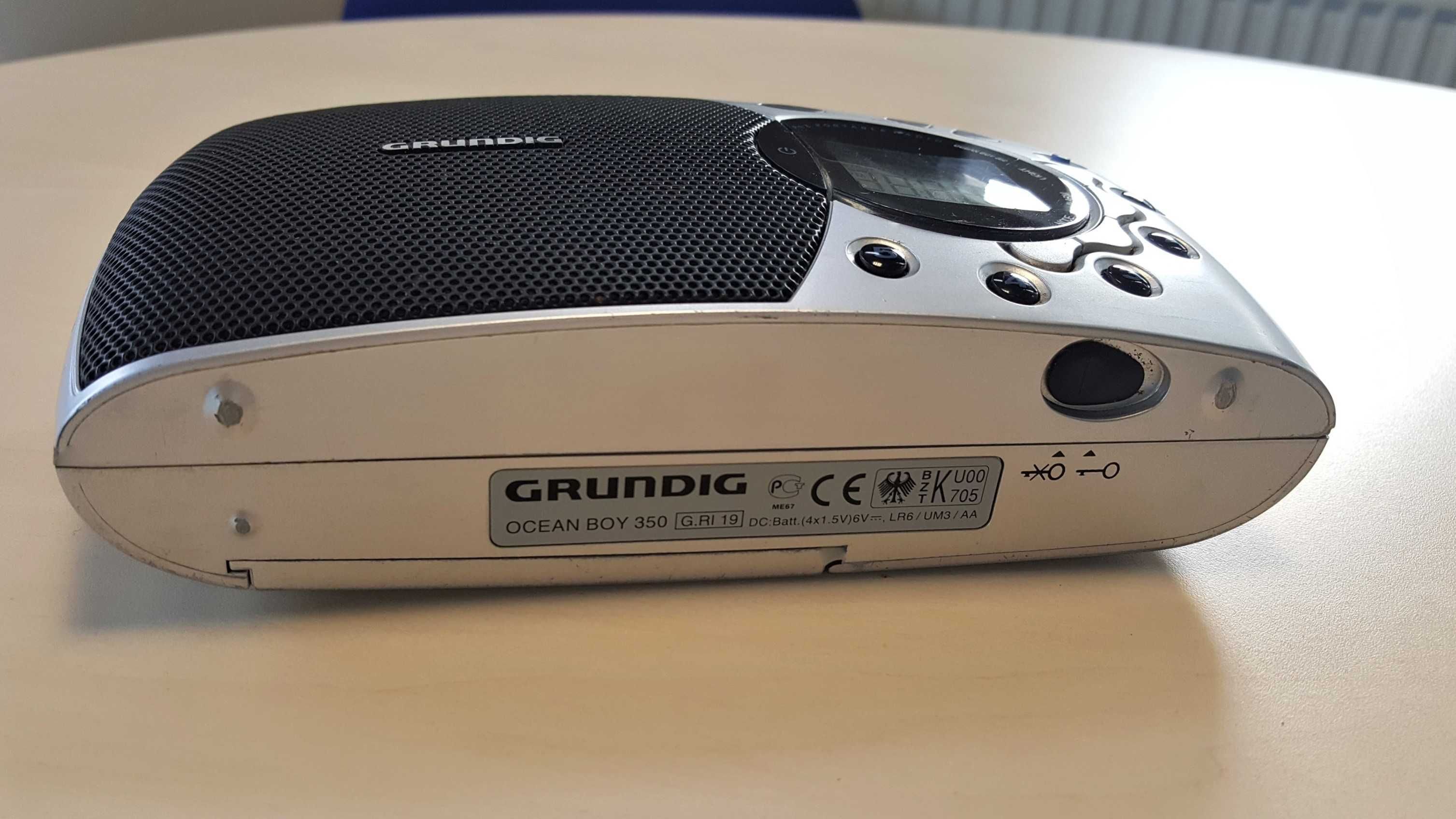 Radio LW/MW/SW/FM Grundig Ocean Boy 350 (Germania)