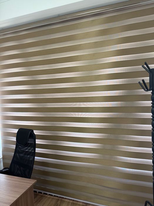 Жалюзи день/ночь. 215 см. Новые. Куплены за 116.000. Продаю за 80.000