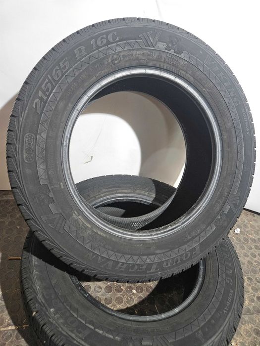 2бр 215/65/16С  VIKING 8мм грайфер дот:21г безплатен монтаж