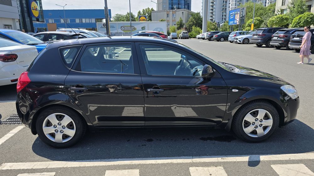 Kia Ceed 1.4 benzina - Unic proprietar