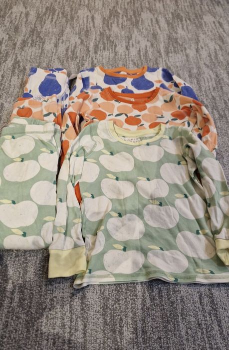 Set 3 pijamale Next marimea 4-5 ani