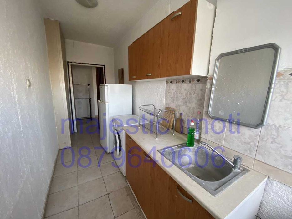 Продава се Двустаен апартамент в Пловдив, Кършияка - 50 кв.м за 1295 €/кв.м - Снимка #1