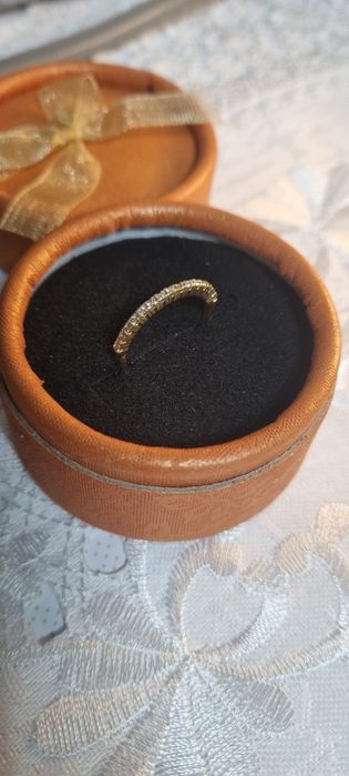 Inel cu 15 diamante naturale  cu certificat gemologic 1.26 grame aur