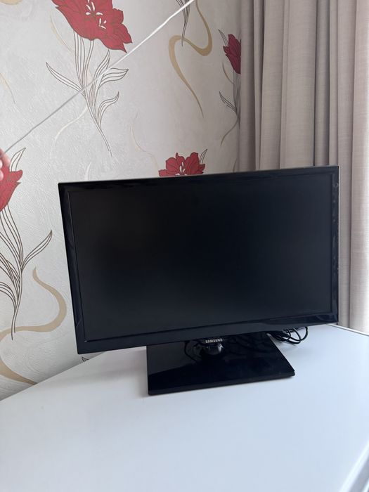 Телевизор смарт в хорошем состоянии