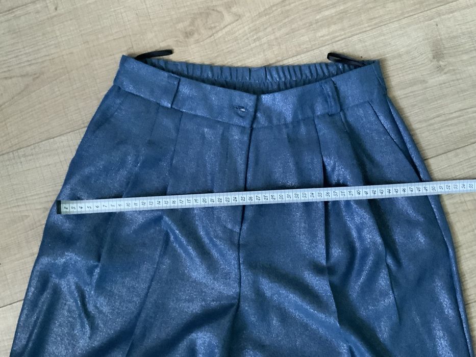 Дамски елегантен широк панталон,син с лек метален блясък 40 размер