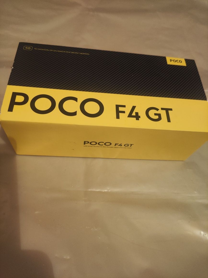 POCO F4 GT 12+3 RAM 258 GB играбой