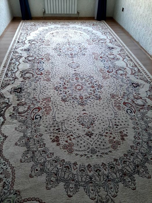 Продам ковер отличный