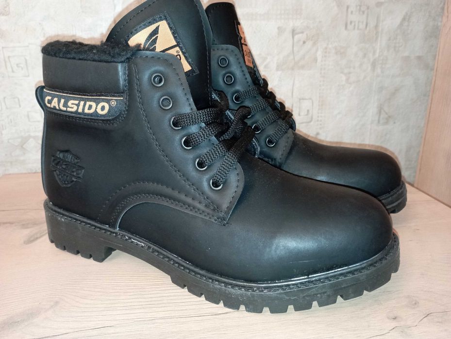 Нови топли мъжки боти № 43  - черни