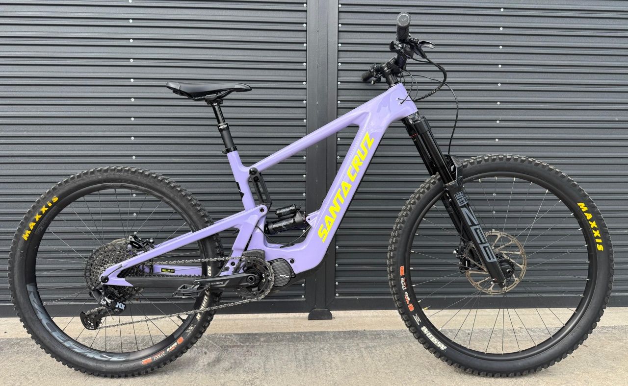 Santa Cruz Bullit CC R 2023