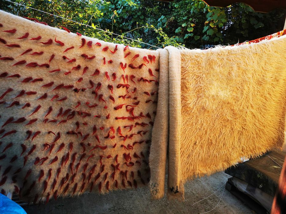 veche cuvertura cerga rustica patura lana traditionala macat carpeta