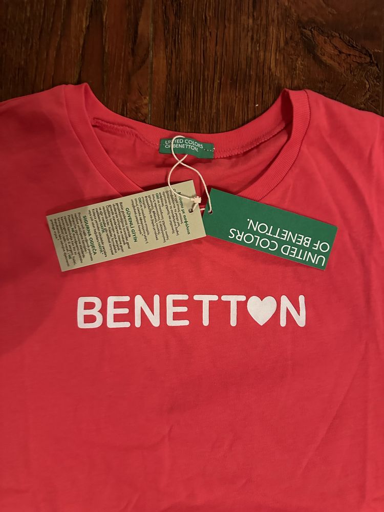 Benetton страхотна нова тениска