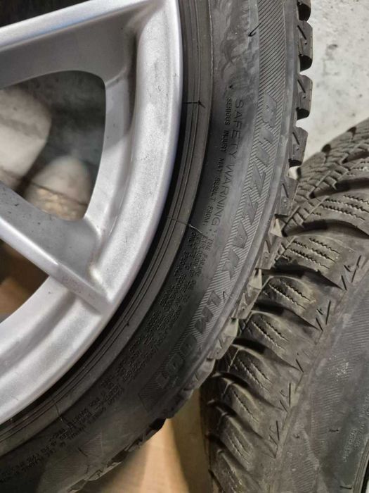 Джанти за BMW F20 F21 225/45/17 със зимни гуми Bridgestone на 4000 км