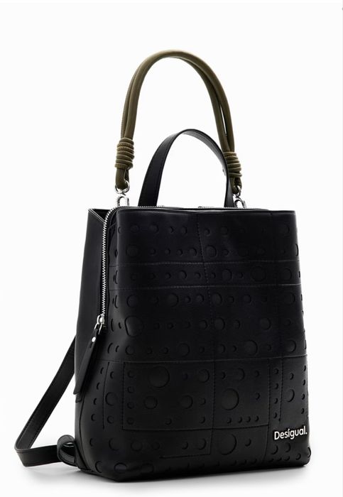 Черна раница Desigual