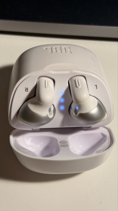 Casti wireless JBL Tune 225 TWS