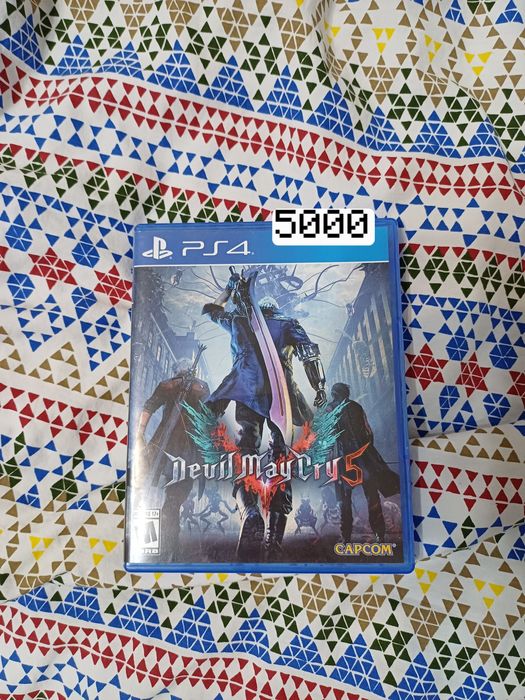 Срочно продам диск ps4 в отличном состояние