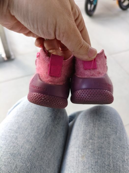 Papuci interior Biomecanics, 22 (pt piciorus de 13 cm)