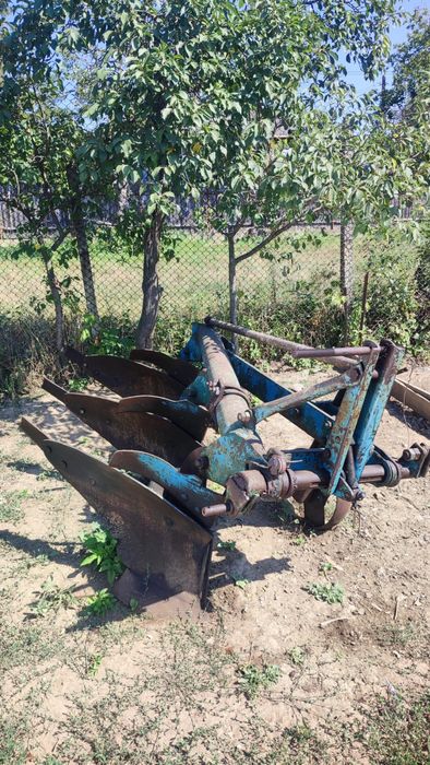 Plug pentru tractor U650