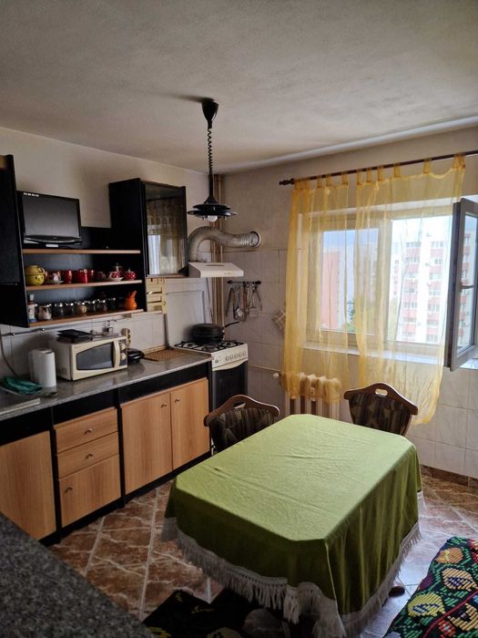 Proprietar, inchiriez apartament cu 3 camere pe bdul Mihail Sebastian