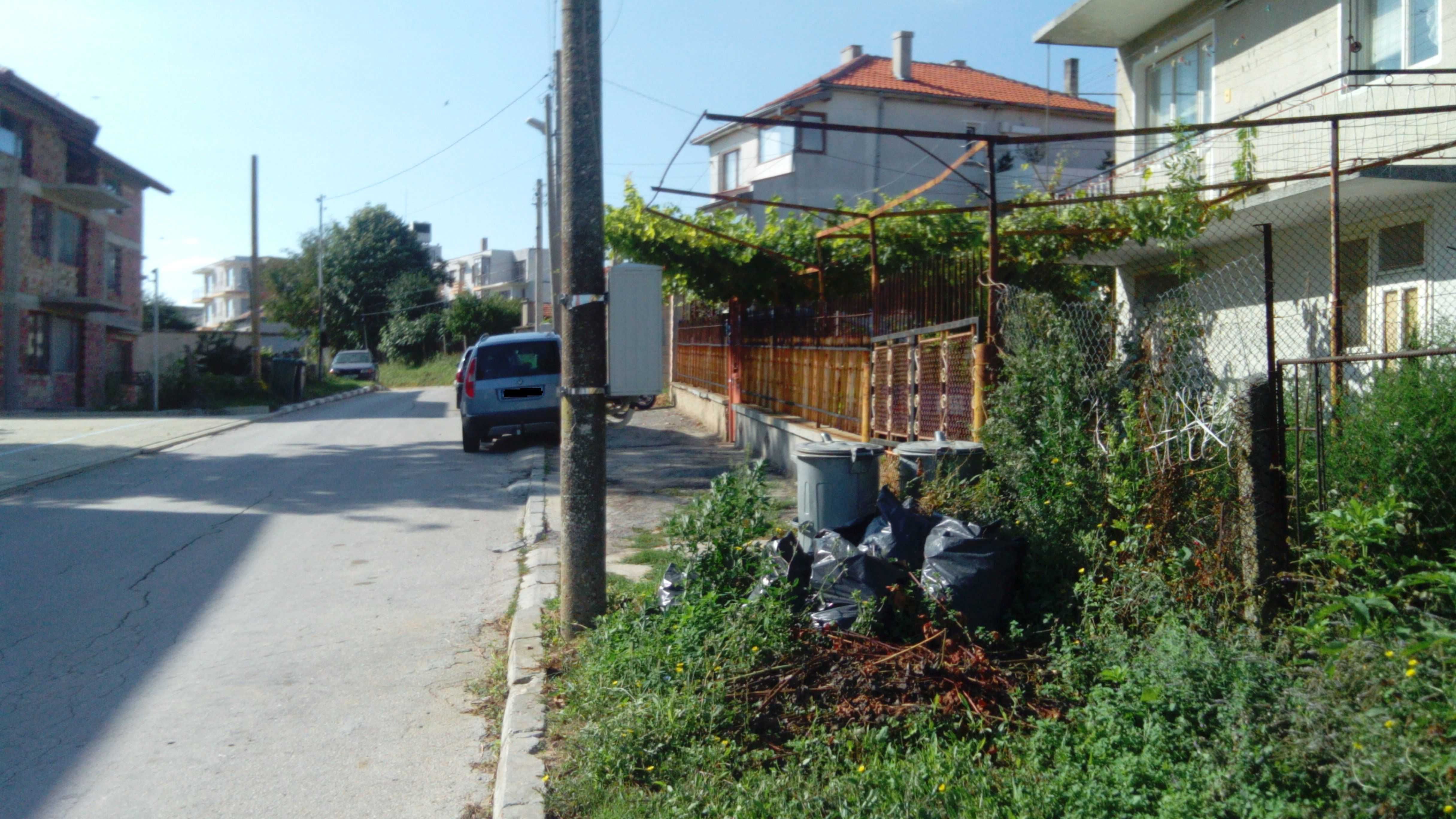 Продавам парцел в гр.Бяла, област Варна – 676 кв.м.