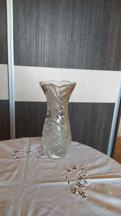Гравирана кристална ваза