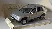 Macheta BMW X5 E53 silver 2001 - Maisto 1/24