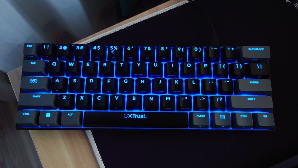 Trust GXT867  Mini Gaming Keyboard US