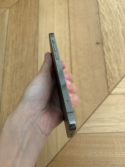 Vand Iphone 12 pro Graphite 128 gb