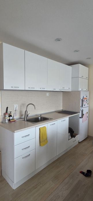 Кухня MDF бял гланц