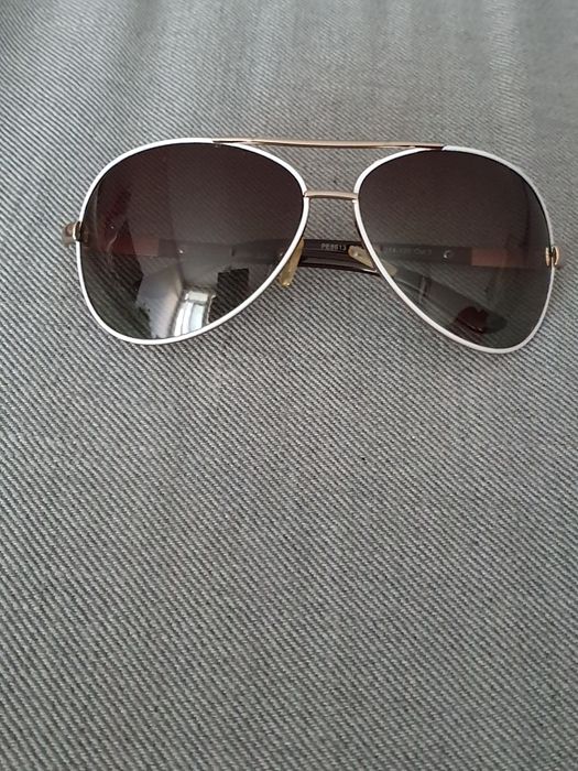 Слънчеви очила с УВ защита