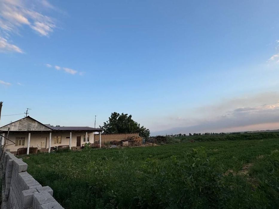 Уй сотилади Срочно 45 000$