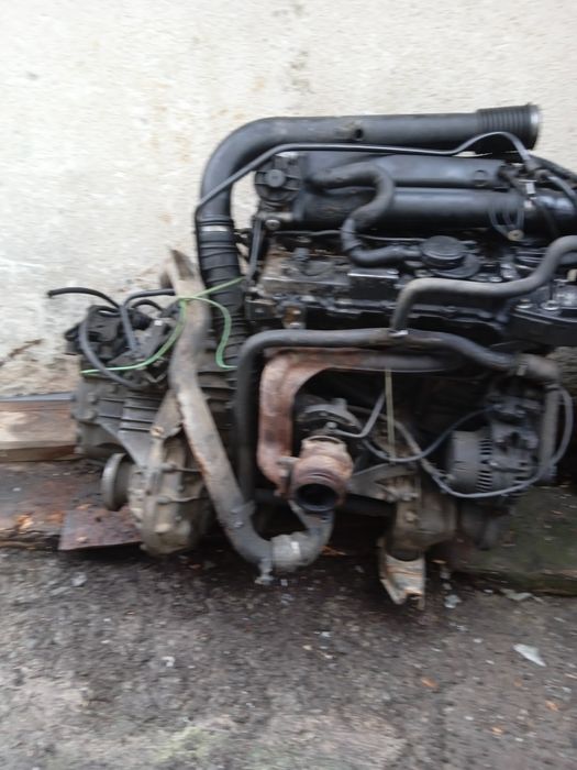 2 Motoare 2.2 Mercedes vitto