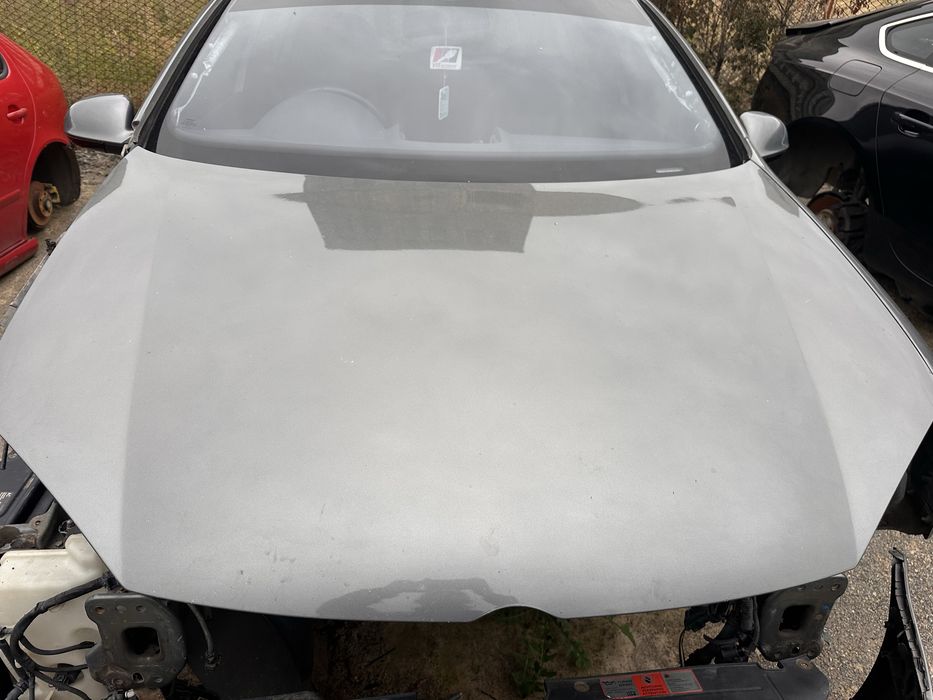 Преден капак фв голф 5 / vw golf 5