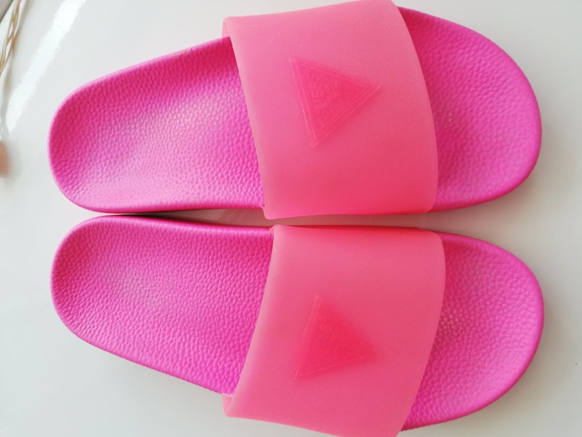 Guess плажни чехли