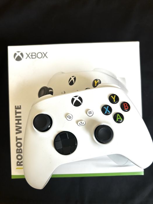Xbox контролер