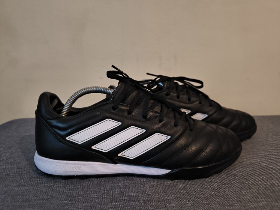 Adidasi fotbal Adidas Copa Gloro