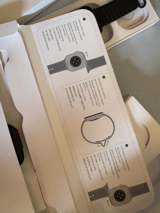 Apple Watch 10 GPS, Jet Black Aluminum Case 46 мм, Black Sport Band