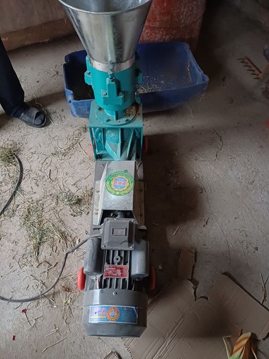 Продается гранулятор новый