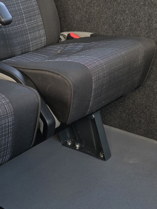 Scaune/bancheta 3 locuri Mercedes