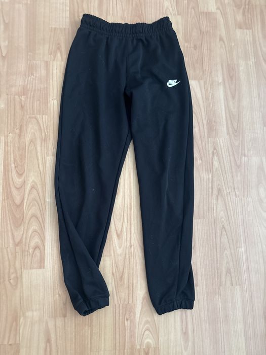Pantaloni spirt Nike
