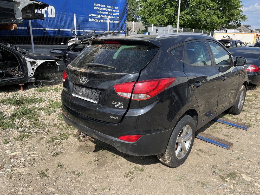 Bare longitudinale Hyundai ix35 pe argintiu