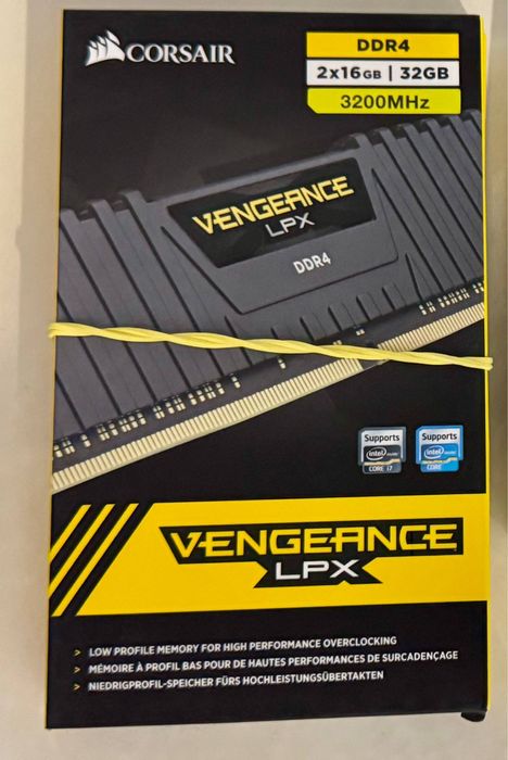Оперативная память DDR4 DIMM 16х2