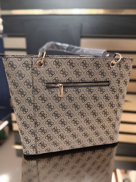 Geanta de dama 
Preț:255 lei