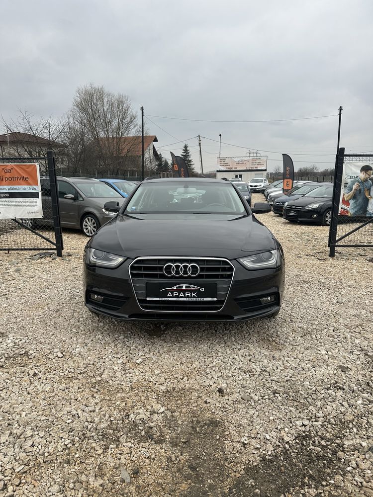 Audi A4 b8   2013 automat  Posibilitate rate / credit