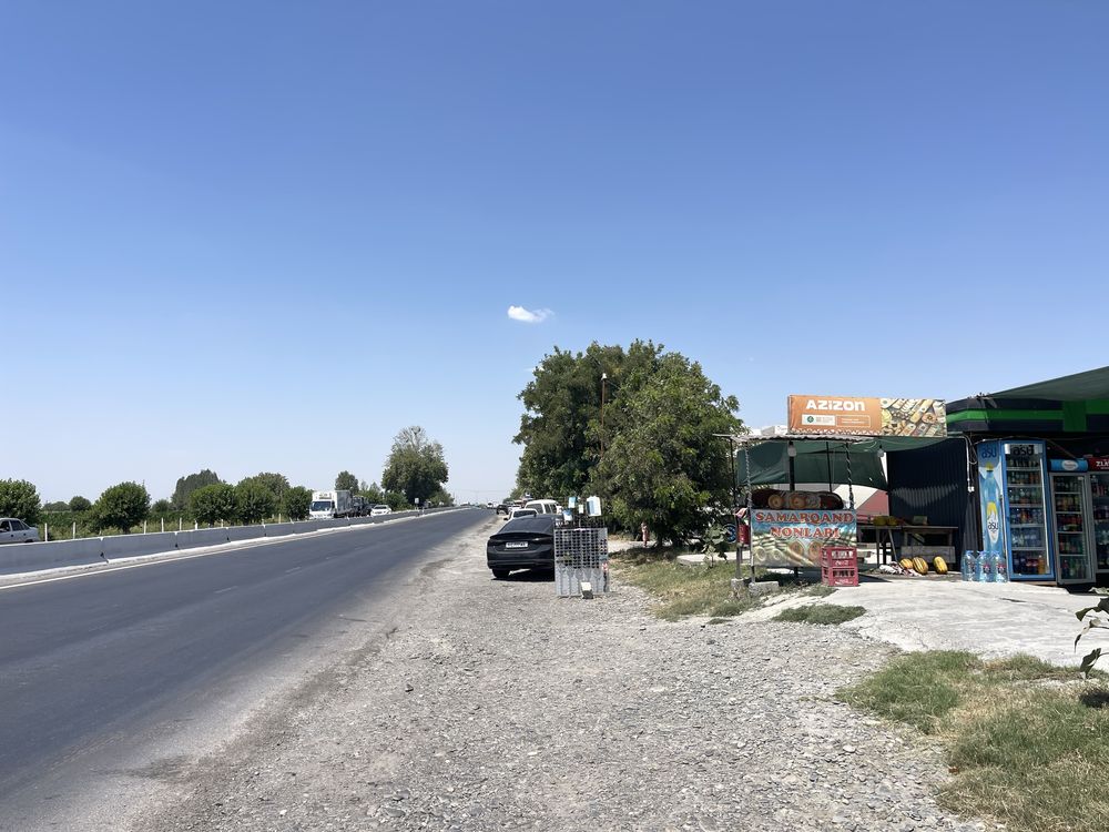Xovli uy tayyor biznesi bilan sotiladi