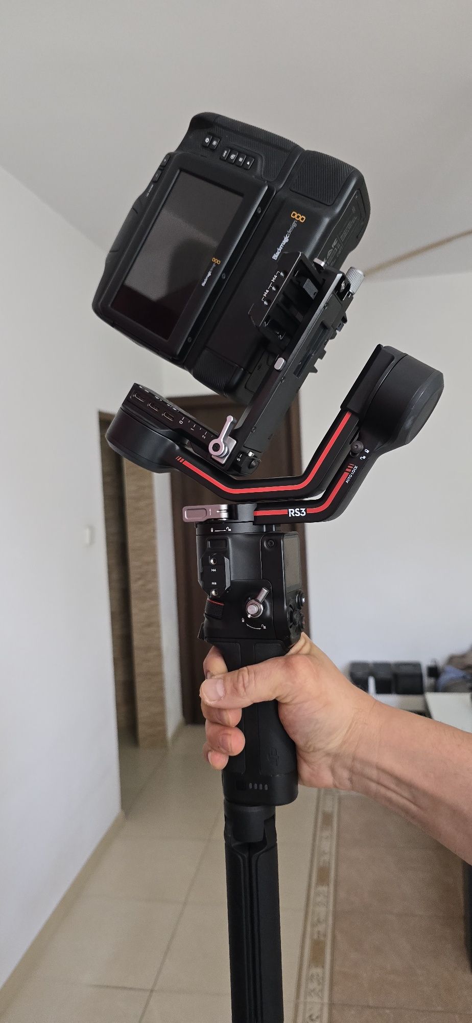 Пълен кино комплект: Камера Blackmagic Pocket Cinema Camera 6K + аксес