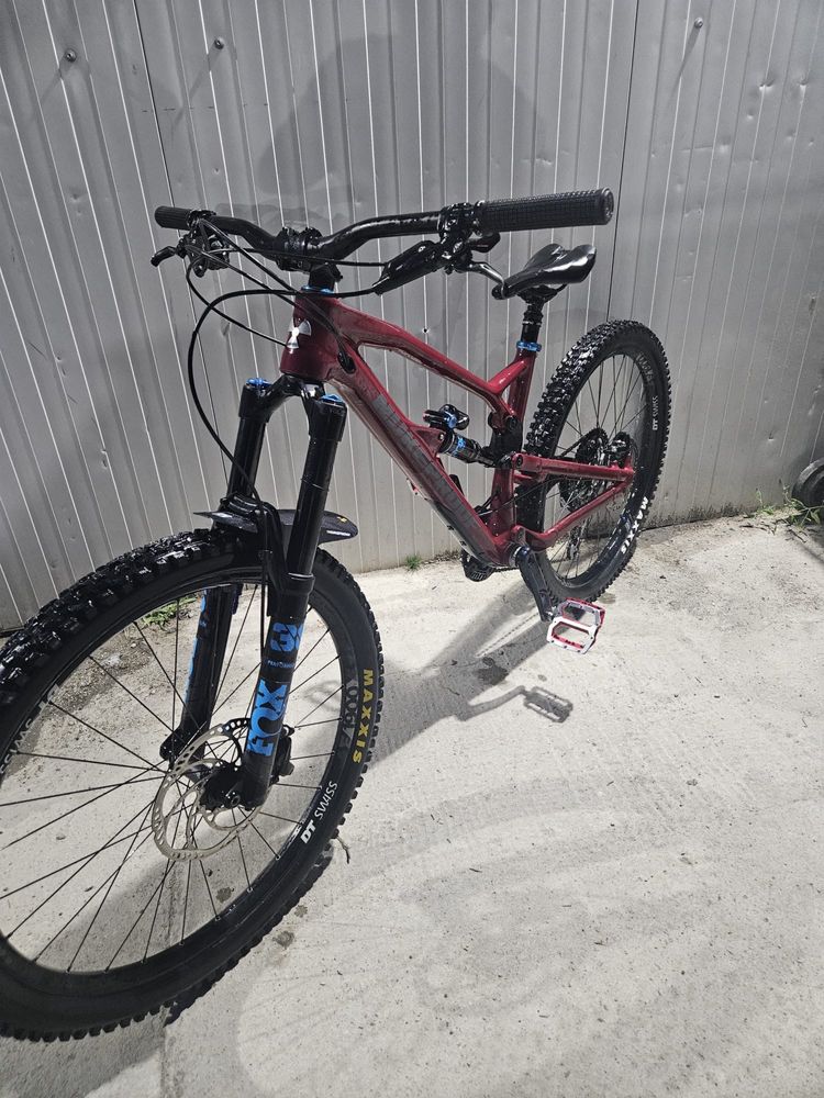Bicicleta Nukeproof mega carbon 27.5